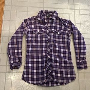 xs Women’s Eddie Bauer flannel 3/4 sleeve shirt (buttons don’t open)